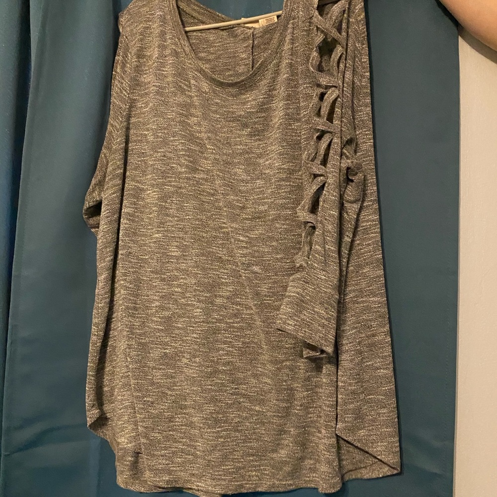 Long sleeve shirt